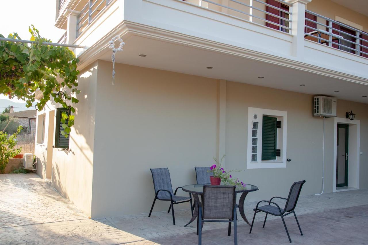 Tsoutsis Apartments Marandokhórion Buitenkant foto