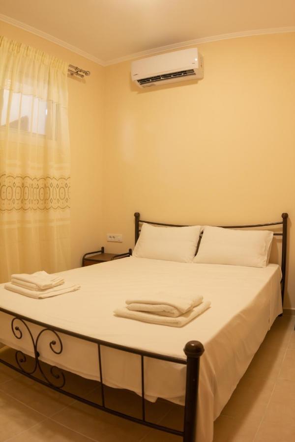Tsoutsis Apartments Marandokhórion Kamer foto