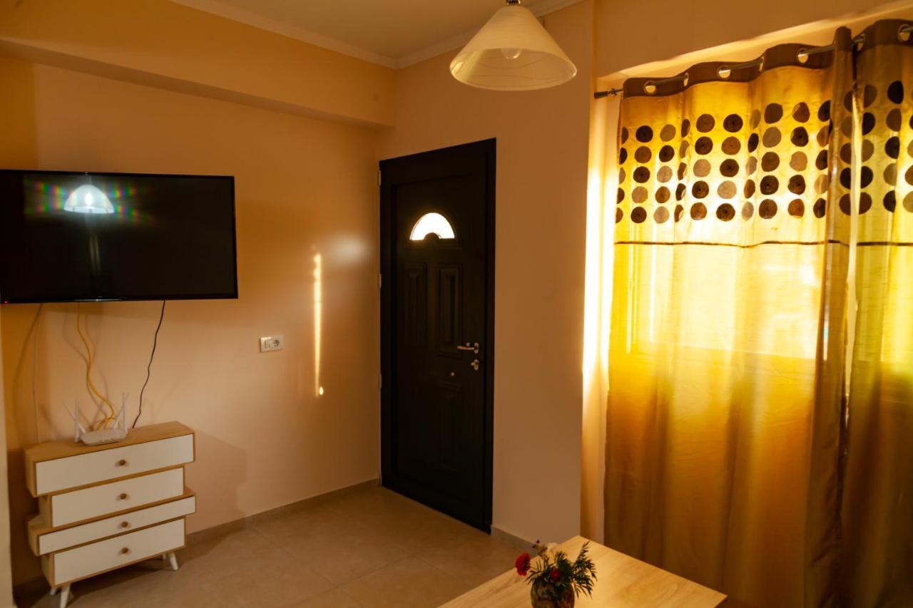 Tsoutsis Apartments Marandokhórion Kamer foto