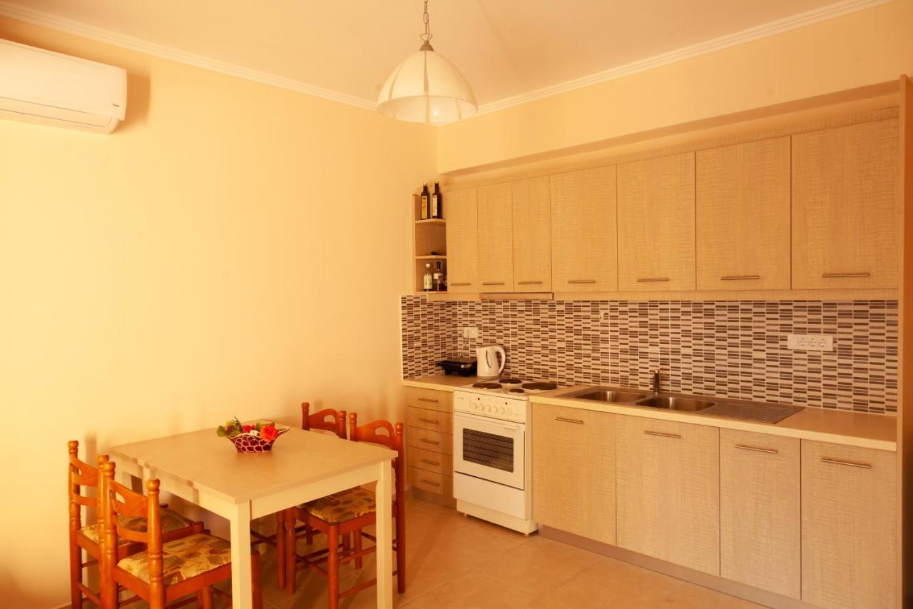 Tsoutsis Apartments Marandokhórion Buitenkant foto