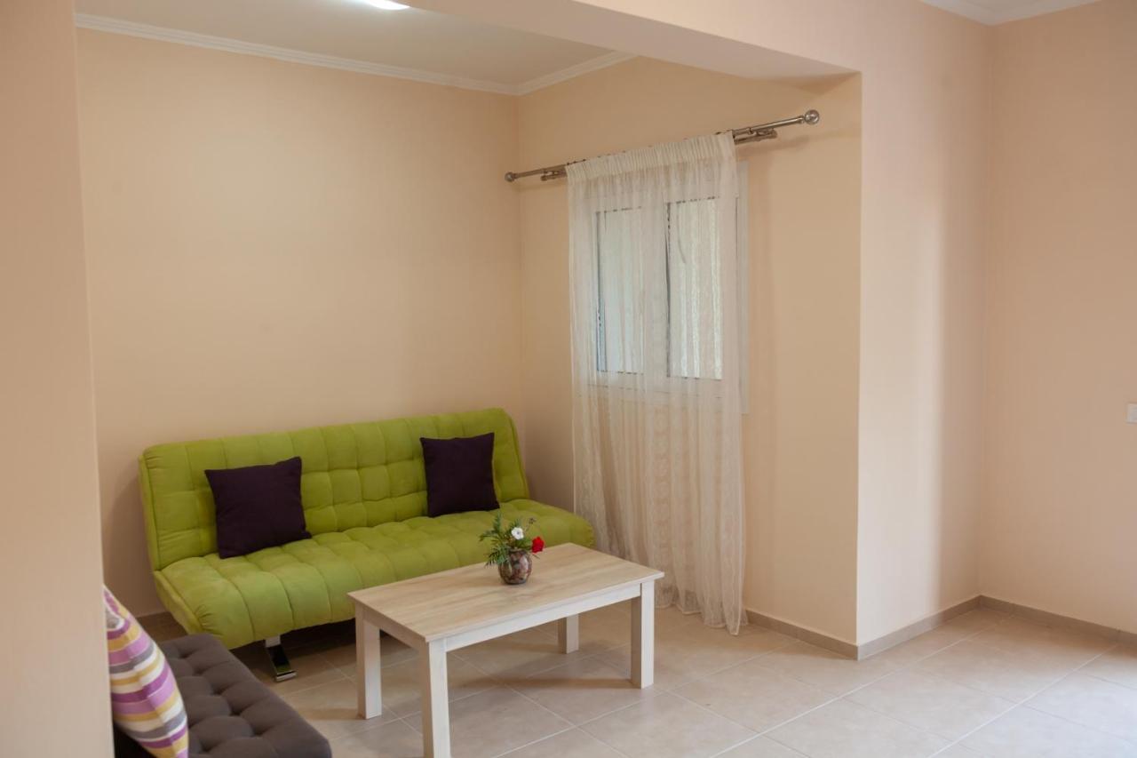 Tsoutsis Apartments Marandokhórion Buitenkant foto
