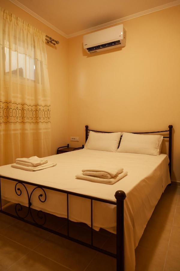 Tsoutsis Apartments Marandokhórion Buitenkant foto