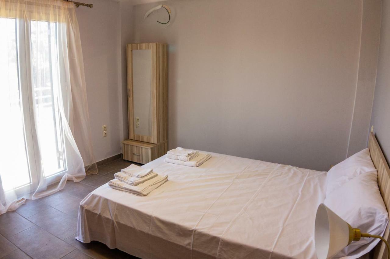 Tsoutsis Apartments Marandokhórion Buitenkant foto